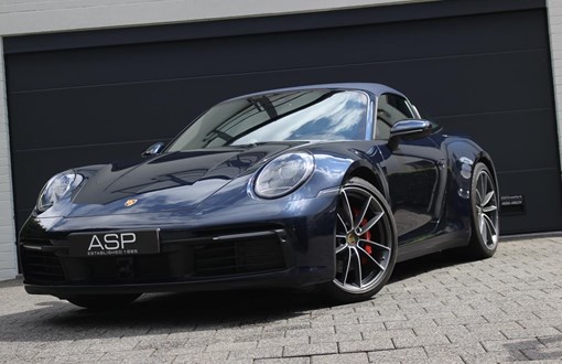 Porsche 992